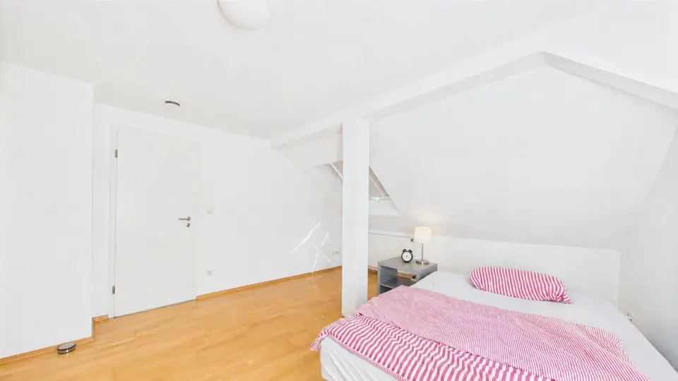 7 Zimmer Wohnung mit 225 m² in Fulda – Bild 10