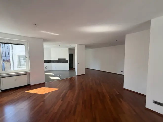 2 Zimmer Wohnung mit 100 m² in Bielefeld – Bild 1