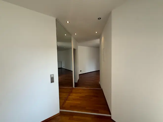 2 Zimmer Wohnung mit 100 m² in Bielefeld – Bild 2