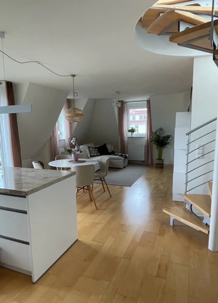 2 Zimmer Wohnung mit 72 m² in Ludwigsburg – Bild 2