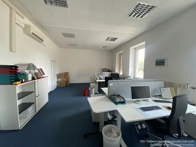 60 Zimmer Haus mit 1915 m² in Karlsruhe – Bild 3