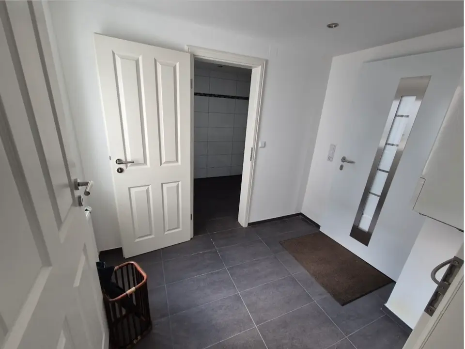 2 Zimmer Wohnung mit 60 m² in Ludwigshafen – Bild 2