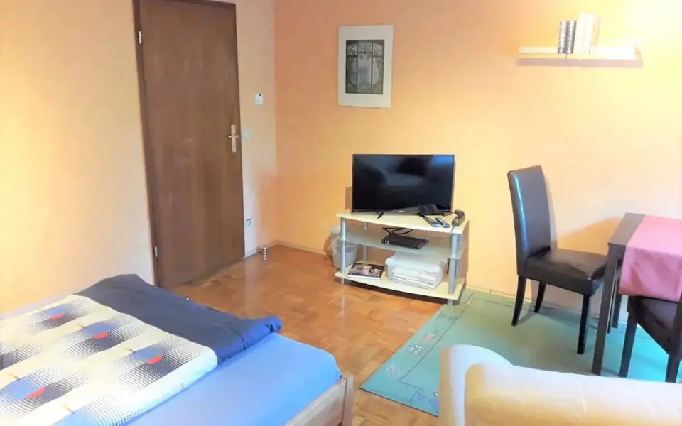 WG-Zimmer mit 38 m² in Vaihingen an der Enz – Bild 1