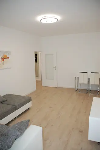 2 Zimmer Wohnung mit 53 m² in Berlin – Bild 2