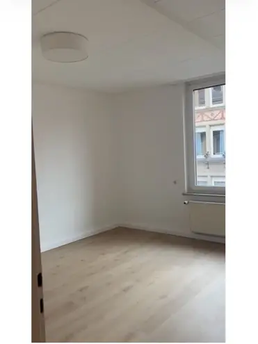 2 Zimmer Wohnung mit 72 m² in Stuttgart – Bild 2