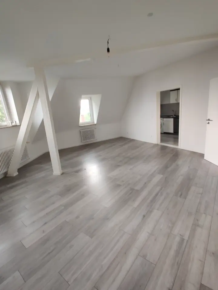 3 Zimmer Wohnung mit 97 m² in Ludwigshafen – Bild 1
