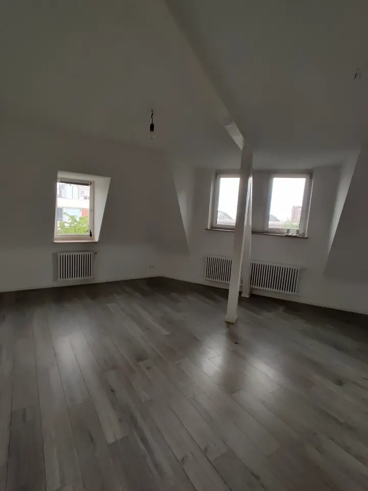 3 Zimmer Wohnung mit 97 m² in Ludwigshafen – Bild 2