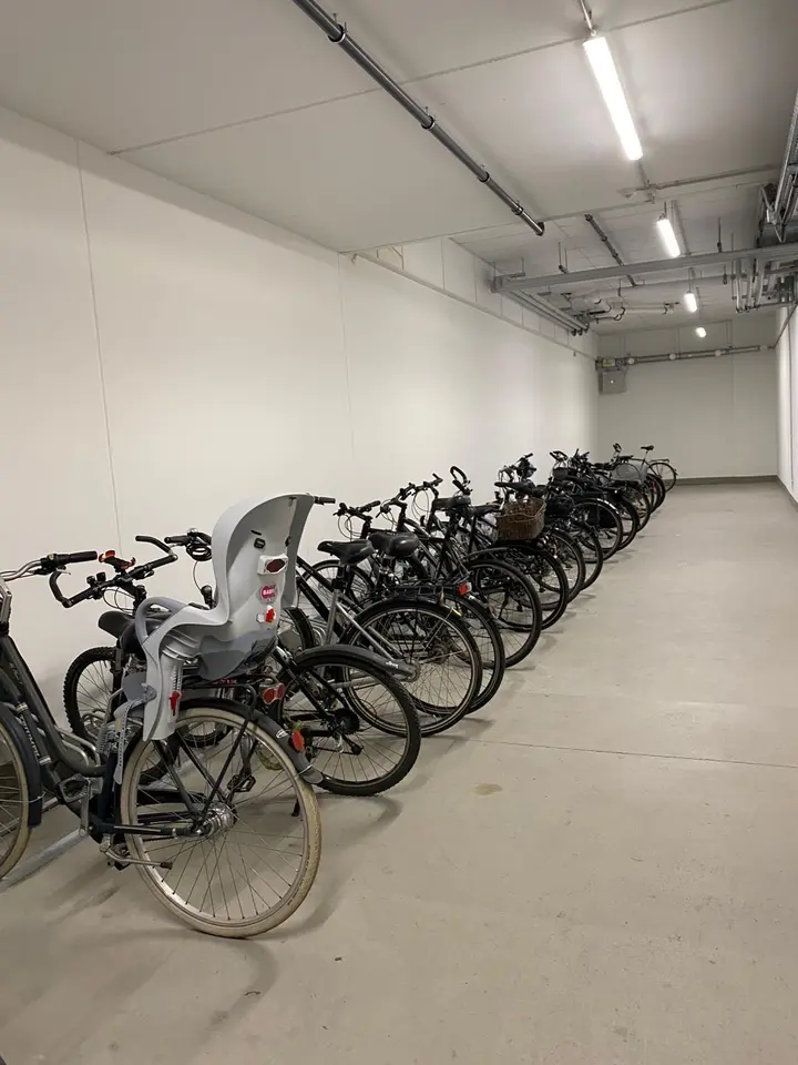 2 Zimmer Wohnung mit 82 m² in Bonn – Bild 8