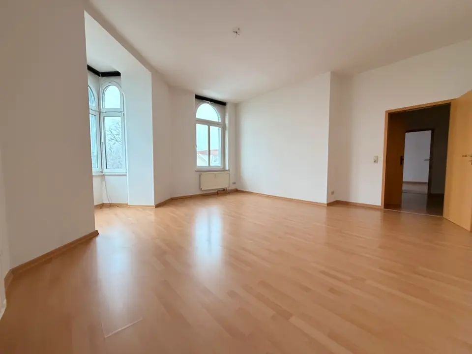 5 Zimmer Wohnung mit 127 m² in Gera – Bild 1