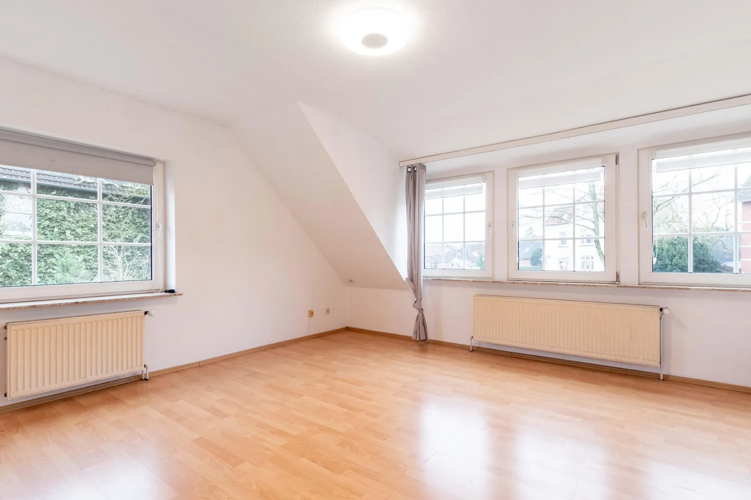 2 Zimmer Wohnung mit 50 m² in Emden – Bild 2