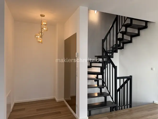 6 Zimmer Haus mit 141 m² in Mönchengladbach – Bild 7