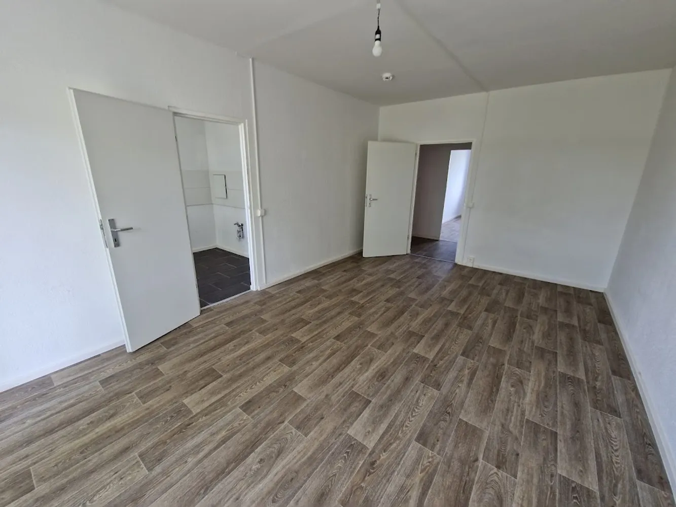 3 Zimmer Wohnung mit 70 m² in Brandenburg an der Havel – Bild 2