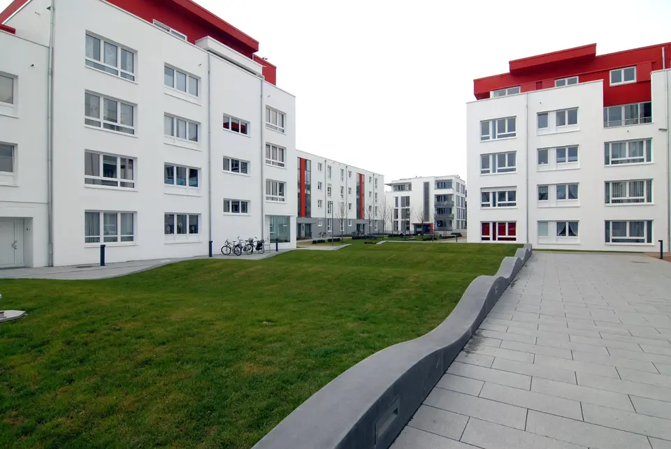7 Zimmer Wohnung mit 185 m² in Göttingen – Bild 2