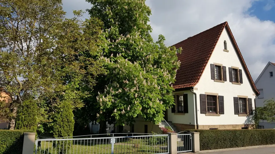 7 Zimmer Haus mit 235 m² in Pforzheim – Bild 2