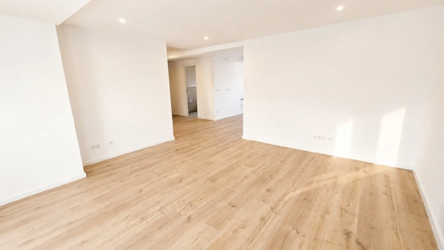 4 Zimmer Wohnung mit 98 m² in Erfurt – Bild 3
