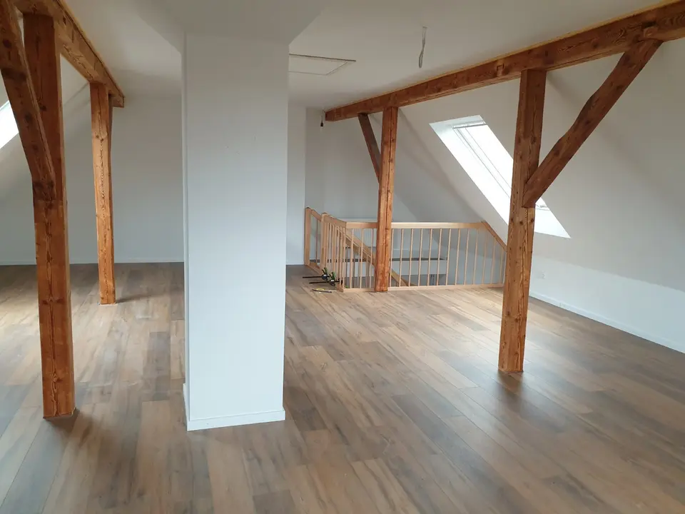 4 Zimmer Wohnung mit 153 m² in Einbeck – Bild 1