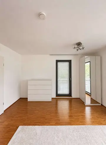 2 Zimmer Wohnung mit 94 m² in Wiesbaden – Bild 12
