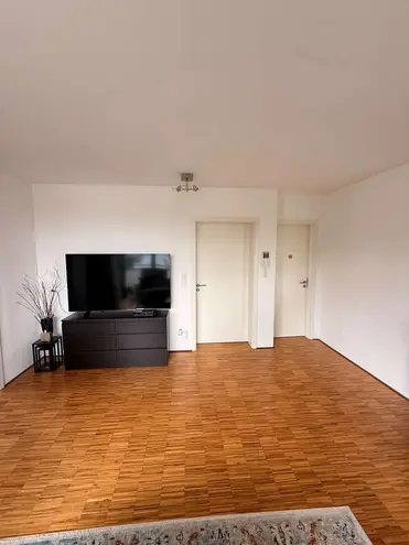 2 Zimmer Wohnung mit 94 m² in Wiesbaden – Bild 4