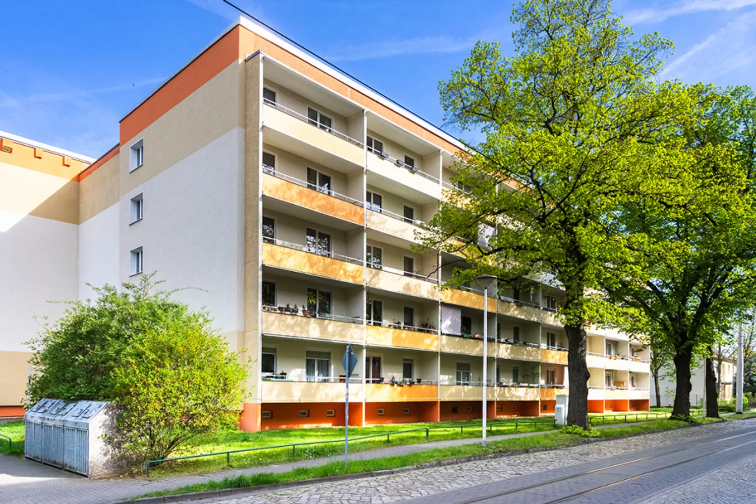 3 Zimmer Wohnung mit 75 m² in Cottbus – Bild 1