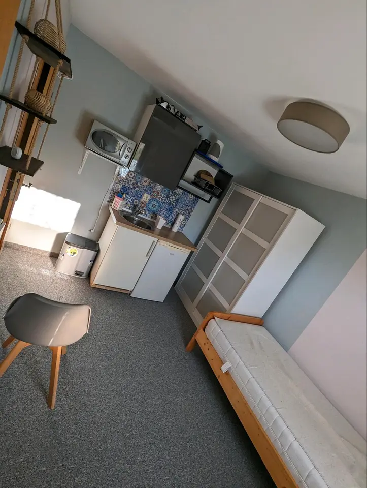 2 Zimmer Wohnung mit 14 m² in Jena – Bild 2