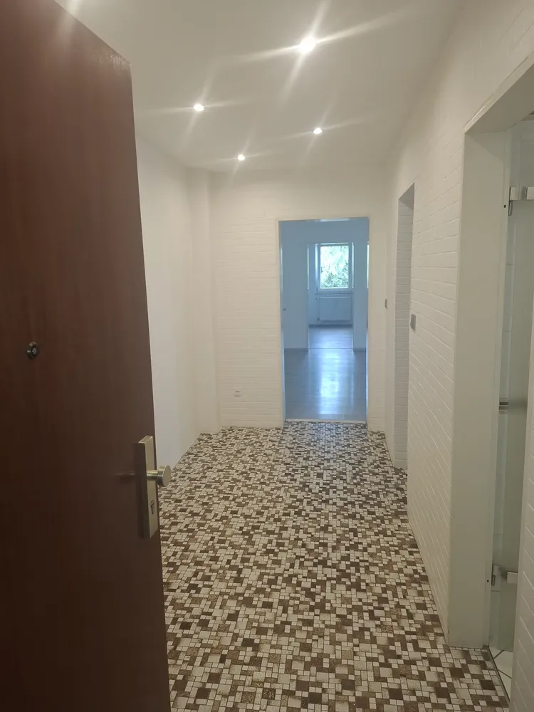 3 Zimmer Wohnung mit 80 m² in Leverkusen – Bild 2