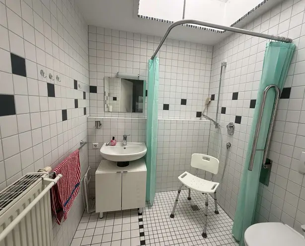 2 Zimmer Wohnung mit 58 m² in Karlsruhe – Bild 4