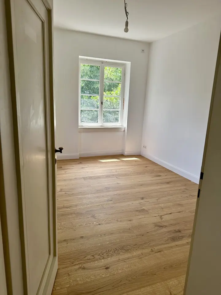 5 Zimmer Wohnung mit 140 m² in Oberursel – Bild 1