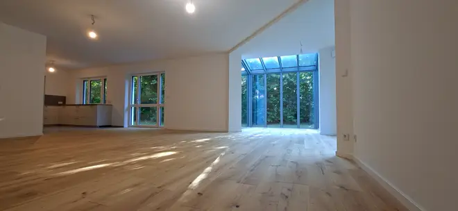 2 Zimmer Wohnung mit 90 m² in München – Bild 7