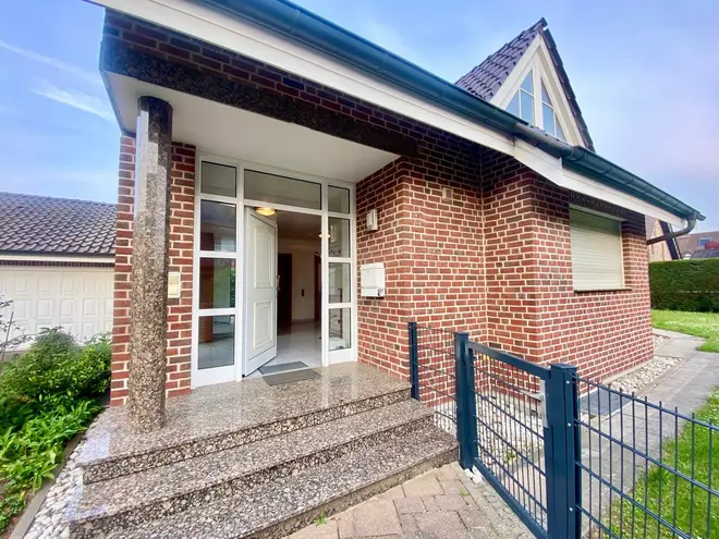 8 Zimmer Haus mit 175 m² in Neuss – Bild 2