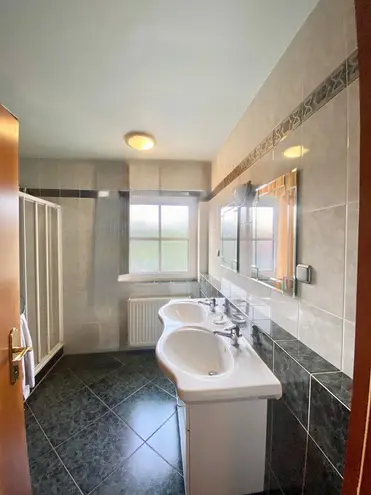8 Zimmer Haus mit 175 m² in Neuss – Bild 8