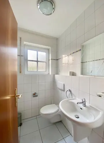 8 Zimmer Haus mit 175 m² in Neuss – Bild 9