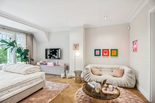 11 Zimmer Haus mit 475 m² in Düsseldorf – Bild 11