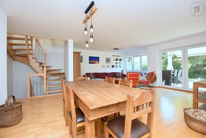 7 Zimmer Haus mit 186 m² in Stuttgart – Bild 7
