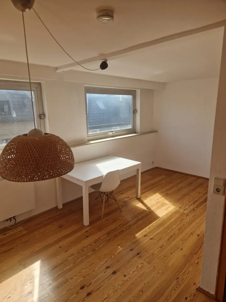 5 Zimmer Wohnung mit 130 m² in Bornheim – Bild 4