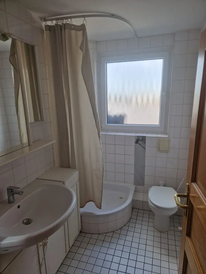 5 Zimmer Wohnung mit 130 m² in Bornheim – Bild 6