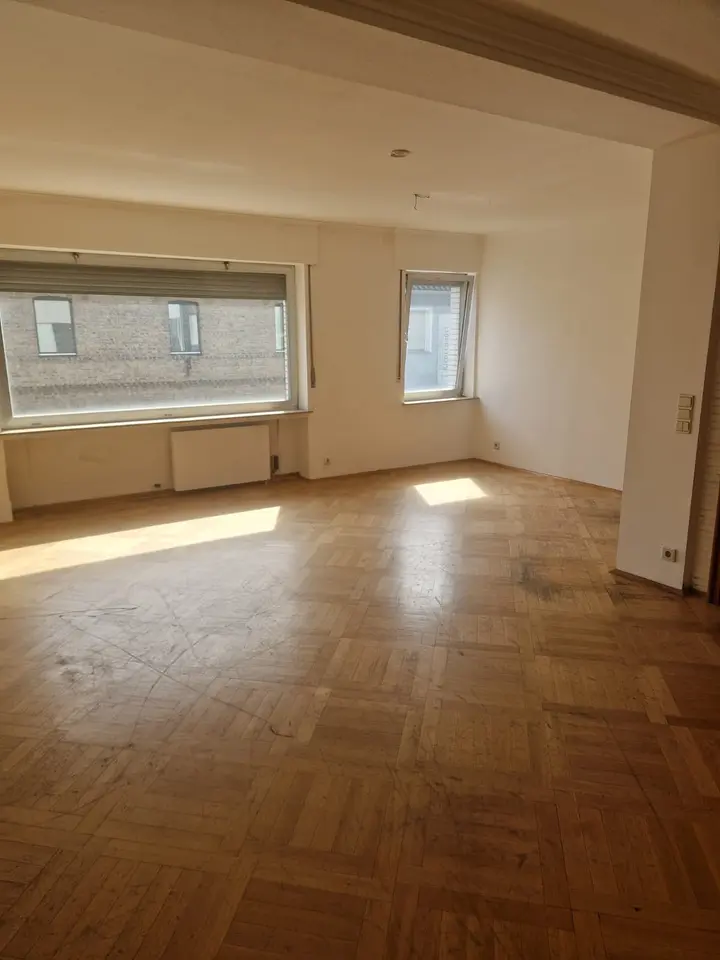 5 Zimmer Wohnung mit 130 m² in Bornheim – Bild 7