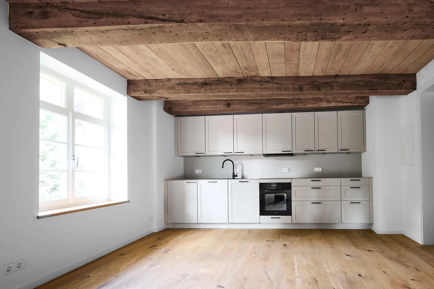 3 Zimmer Wohnung mit 139 m² in Detmold – Bild 2