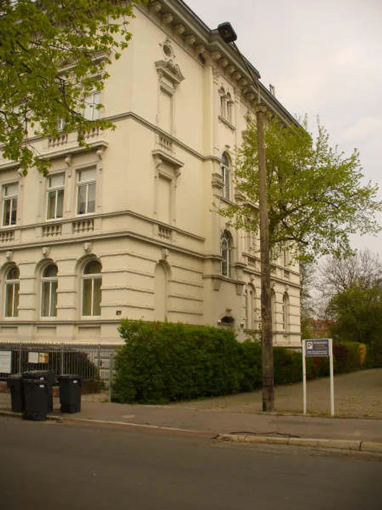 2 Zimmer Wohnung mit 66 m² in Eisenach – Bild 2