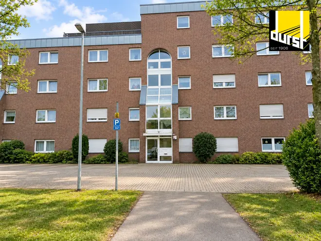 4 Zimmer Wohnung mit 122 m² in Mönchengladbach – Bild 1