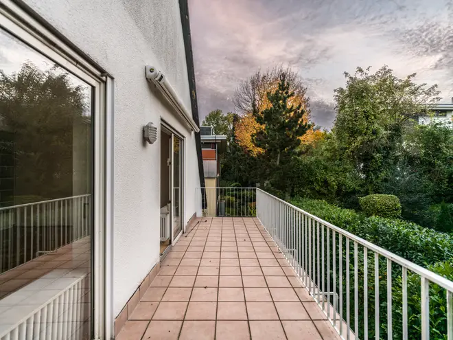 3 Zimmer Wohnung mit 75 m² in Wiesbaden – Bild 2