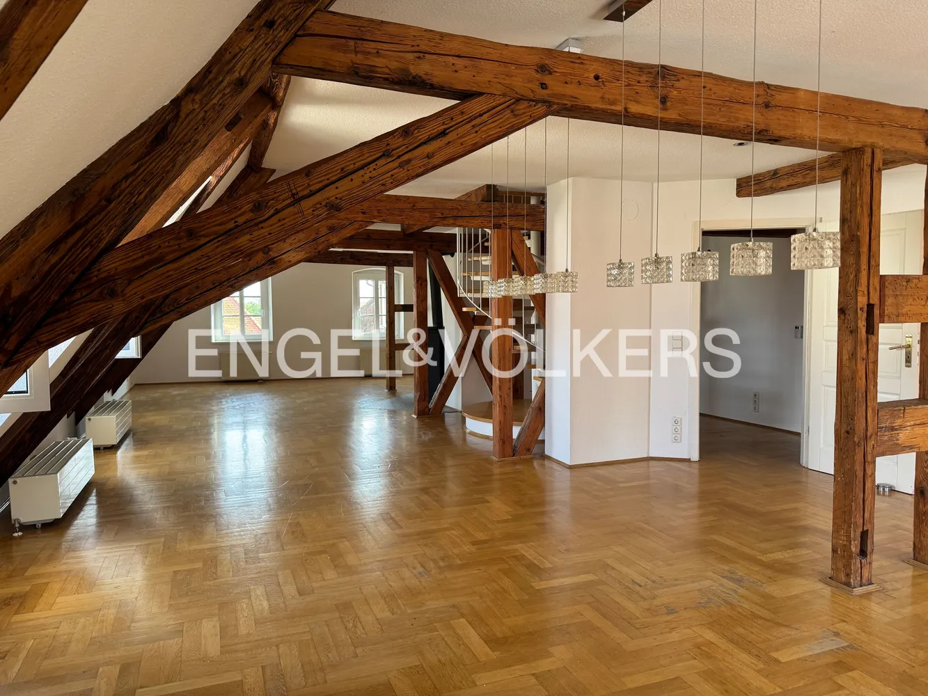 5 Zimmer Wohnung mit 204 m² in Speyer – Bild 2