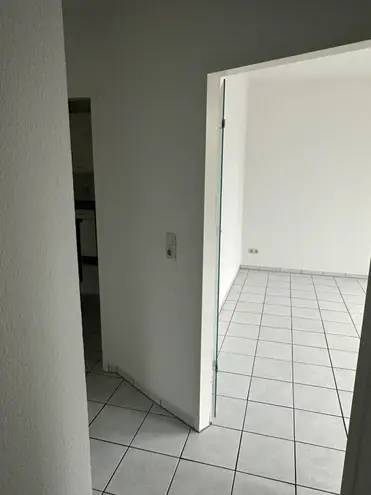 2 Zimmer Wohnung mit 60 m² in Köln – Bild 7
