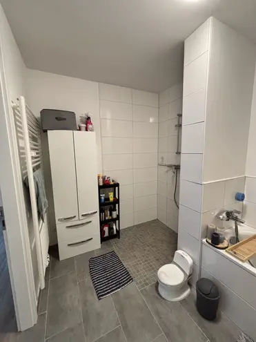 4 Zimmer Wohnung mit 100 m² in Frankfurt am Main – Bild 4