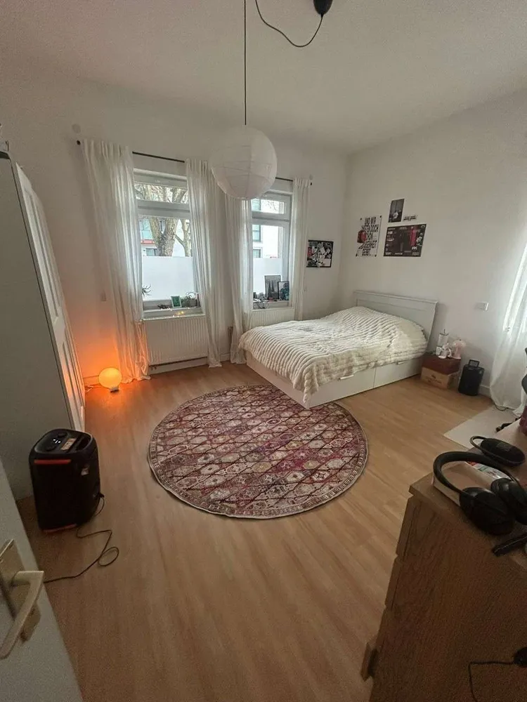 5 Zimmer Wohnung mit 140 m² in Marburg – Bild 1