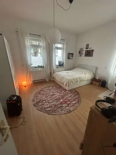 5 Zimmer Wohnung mit 140 m² in Marburg – Bild 1