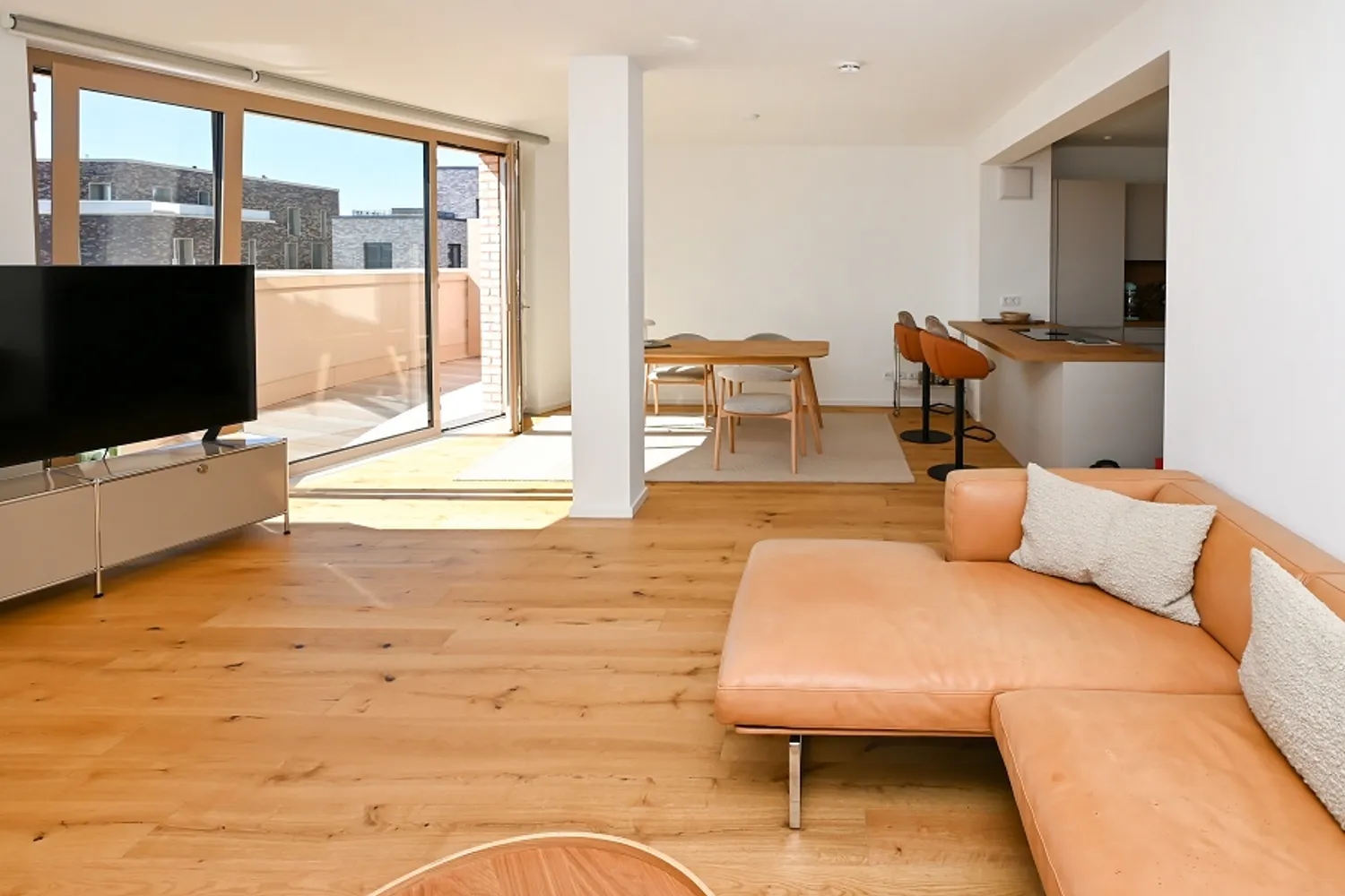 2 Zimmer Wohnung mit 86 m² in Hannover – Bild 1