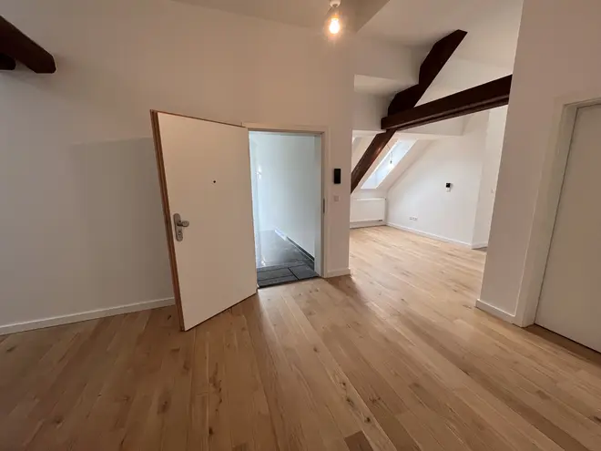 5 Zimmer Wohnung mit 188 m² in Karlsruhe – Bild 8