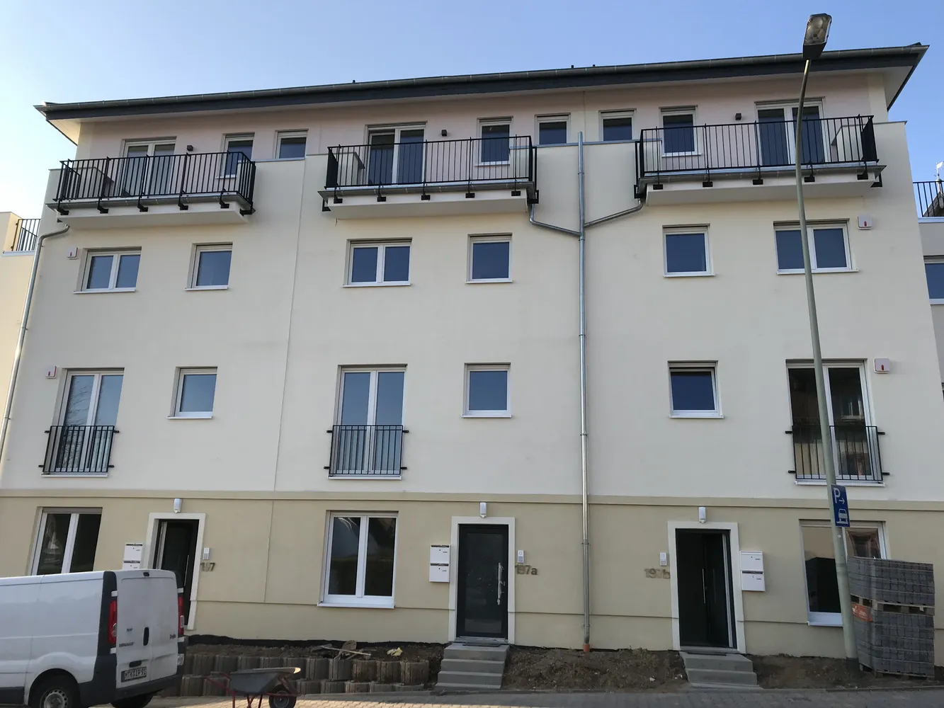 4 Zimmer Wohnung mit 112 m² in Frankfurt am Main – Bild 1