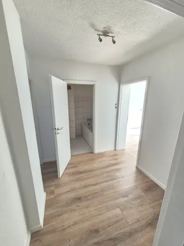 3 Zimmer Wohnung mit 67 m² in Wuppertal – Bild 4