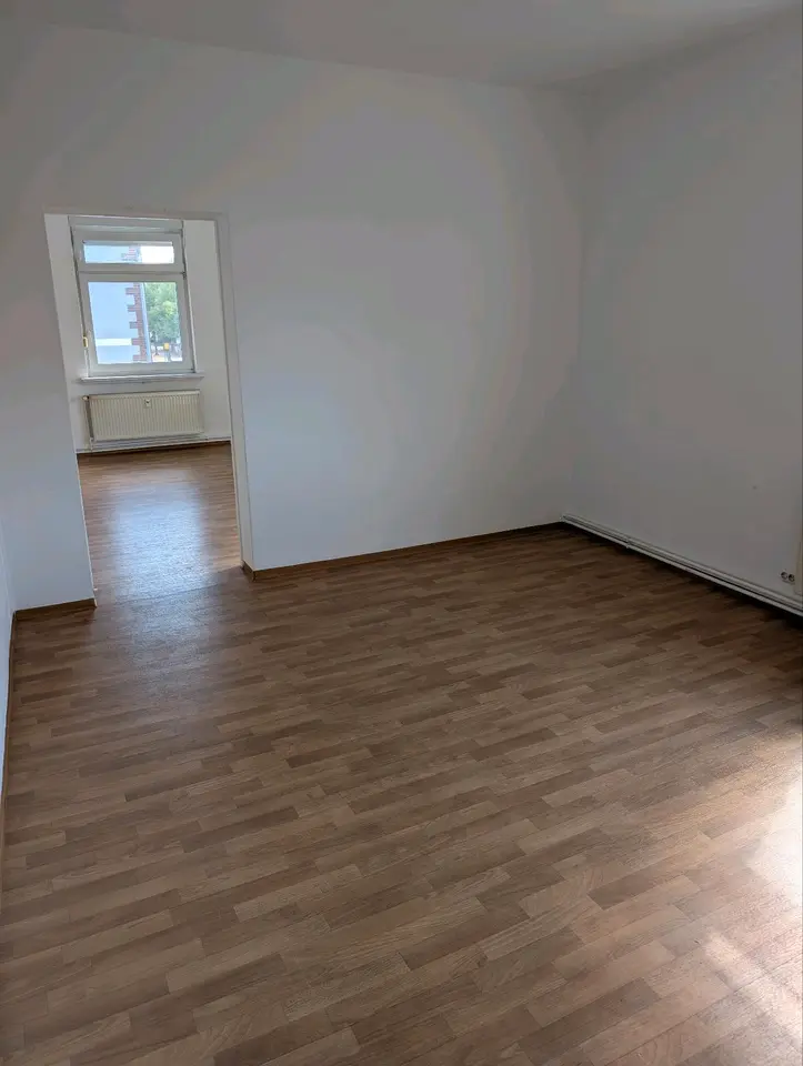 4 Zimmer Wohnung mit 105 m² in Cottbus – Bild 2